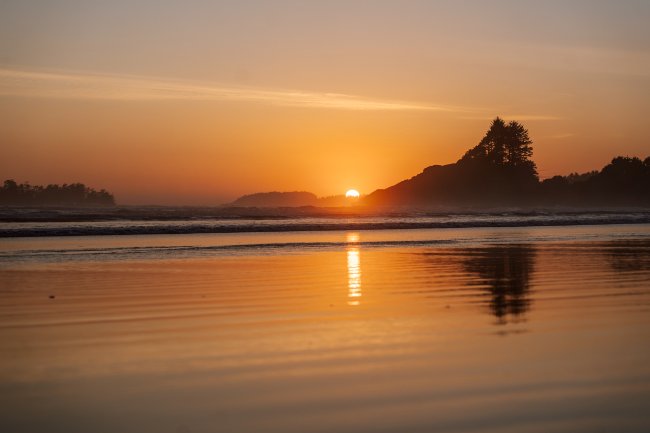 The Best Beaches in Tofino: Your Complete Guide to Vancouver Island's Wild Coast (2026)