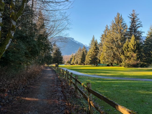10 Best Flat Walks and Easy Hikes in Squamish (2026 Guide)