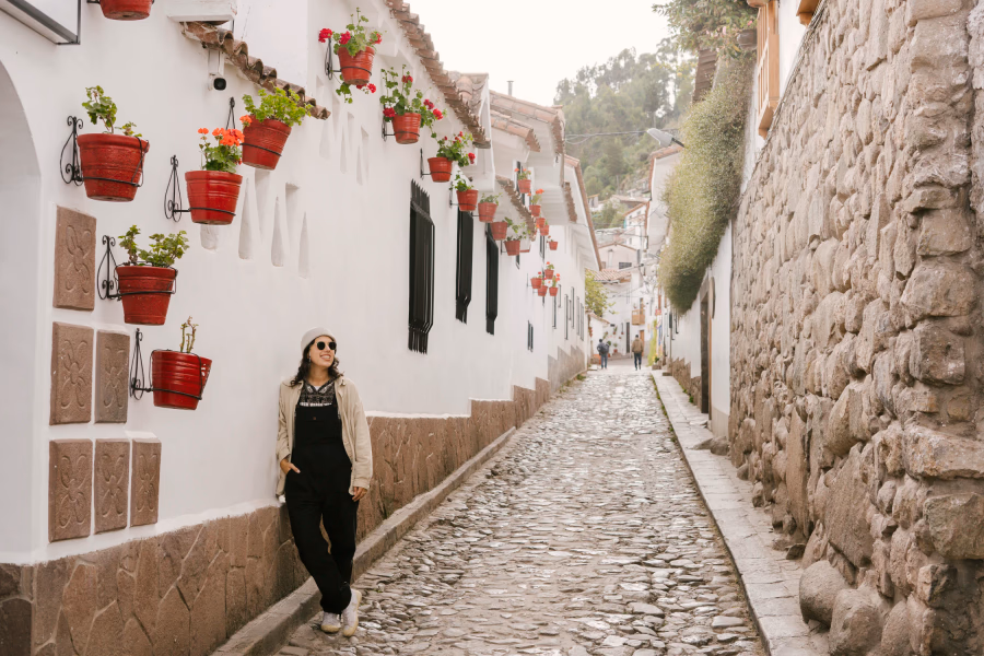 9 Best Things to Do in Cusco: White Walls of San Blas