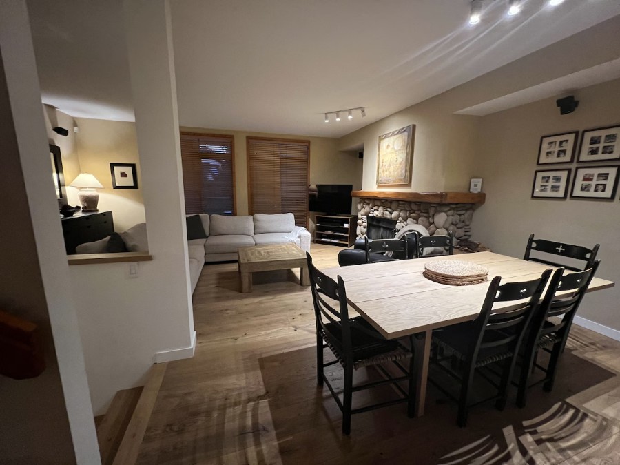 Spacious 4 bed Townhome