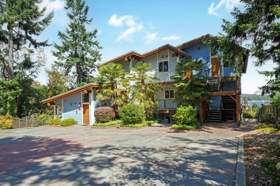 Mariners Loft