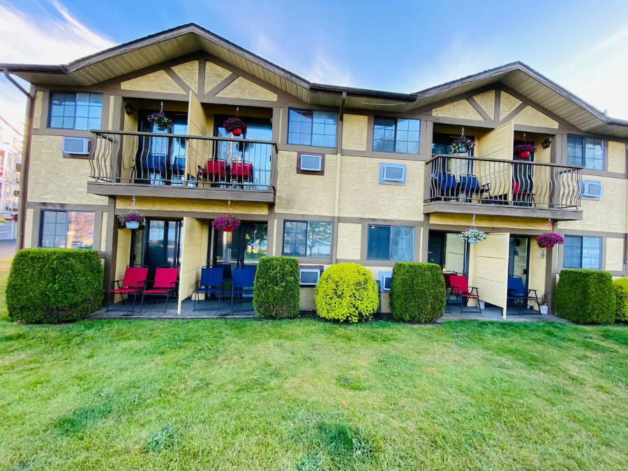 Sooke 2 Bedroom Townhouse