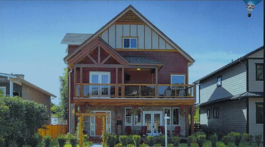 Lake View Home