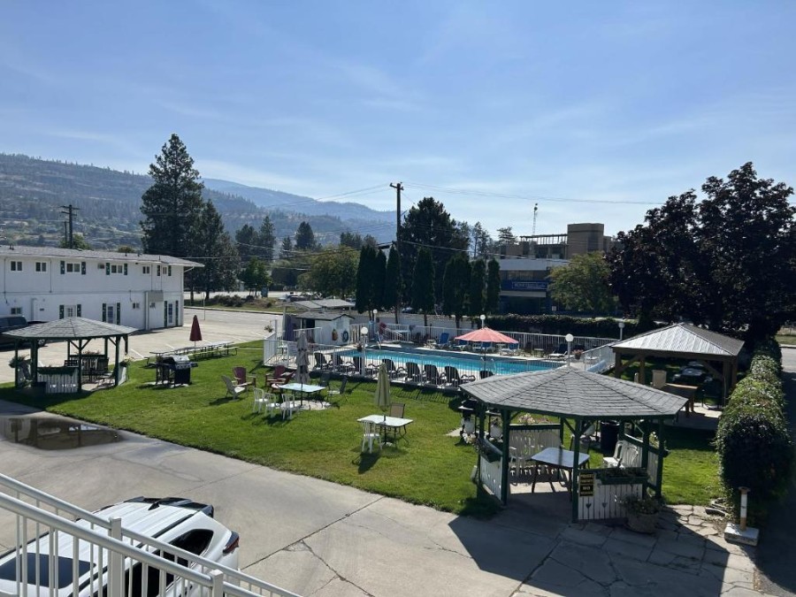 Empire Motel
