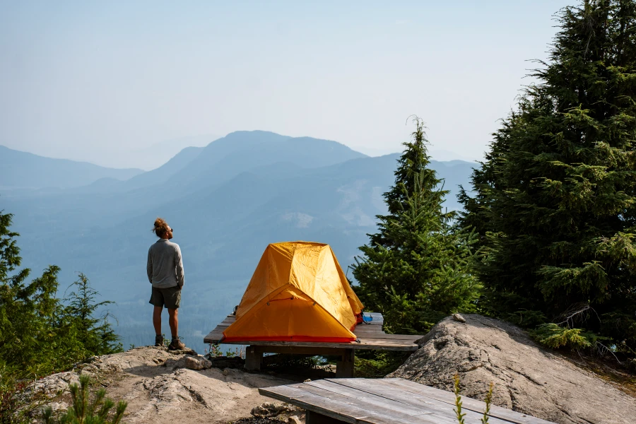 Image related to hiking ethics