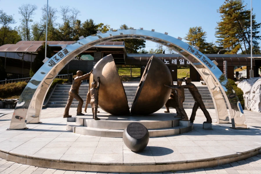 Re-unification monument at the border of North and South Korea