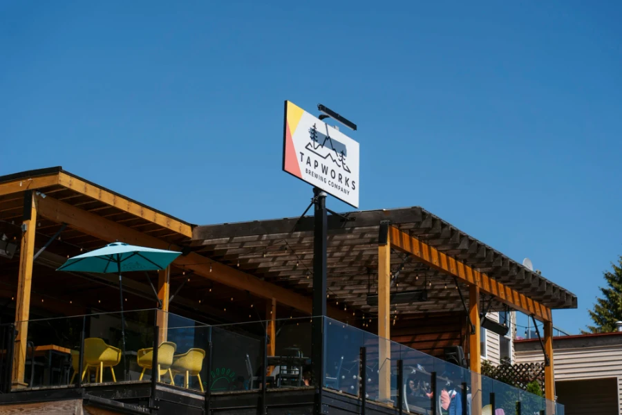 The rooftop patio Tapworks Brewing in Gibsons, BC.