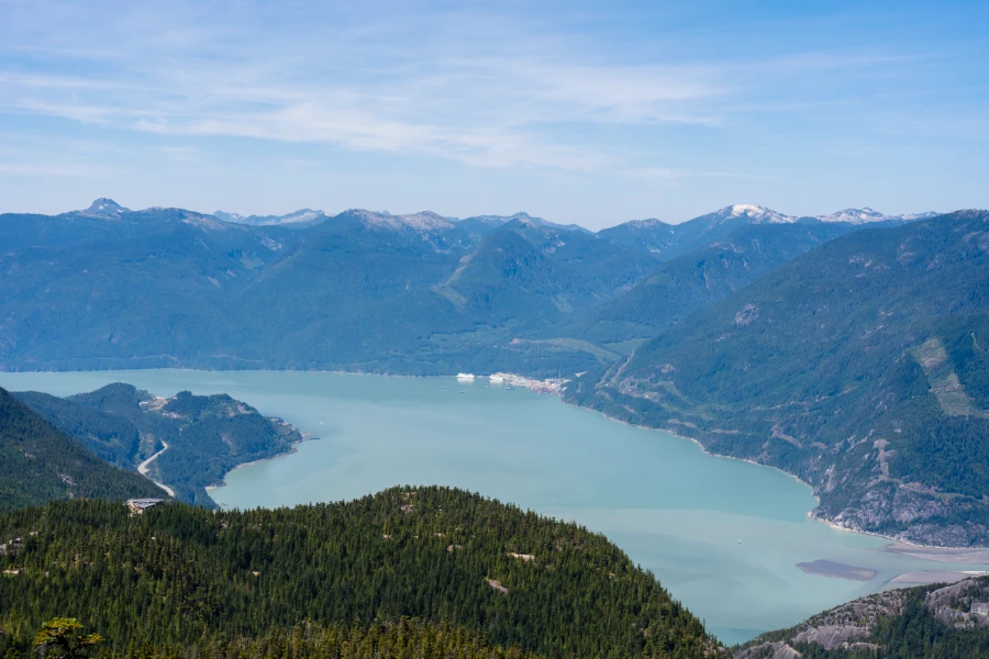 The Howe Sound curves around the coast heading back down to Vancouver and is backed along every side by mountains rising from the water