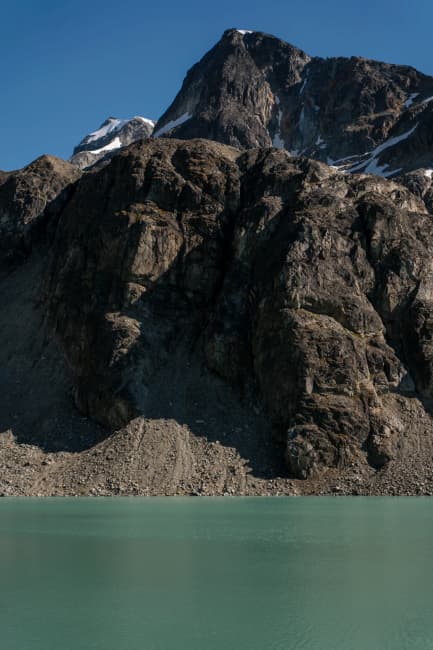 8 Things to Know Before Hiking Wedgemount Lake, Whistler (2025 Guide)