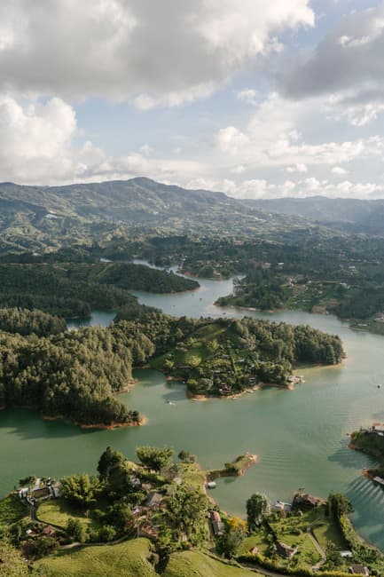 8 Essential Things to Know Before Visiting Guatapé, Colombia (2025 Guide)