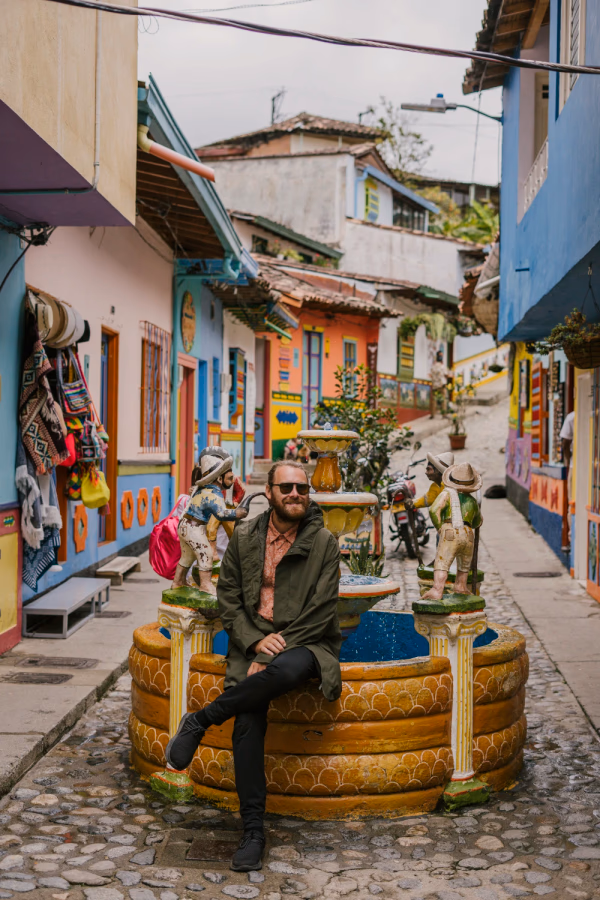 Things to Know Before Visiting Guatape: fountain on the main street